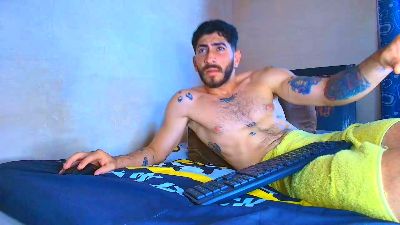 edwuar5 live cam on Cam4