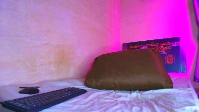 edwuar5 live cam on Cam4