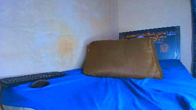 edwuar5 live cam on Cam4