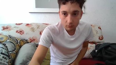 efebo_twink1 live cam on Cam4