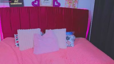 eimy_cute01 live cam on Cam4