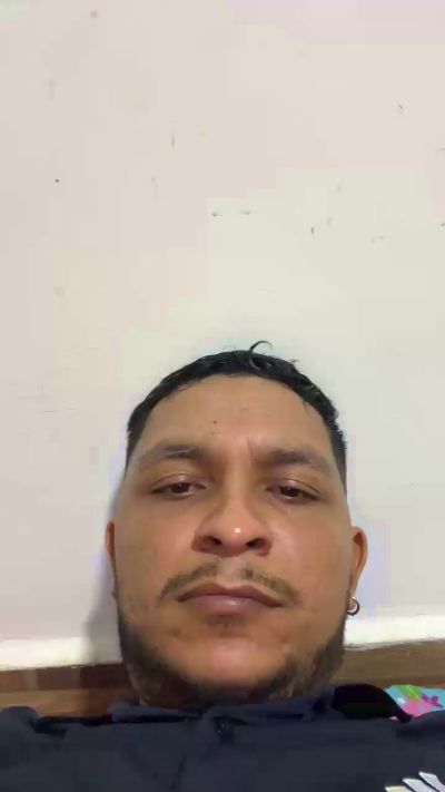 elandresredes live cam on Cam4