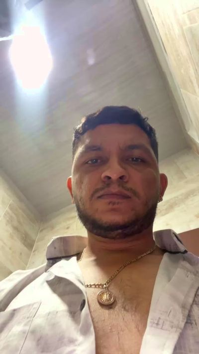elandresredes live cam on Cam4