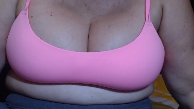 elaundtom1 live cam on Cam4