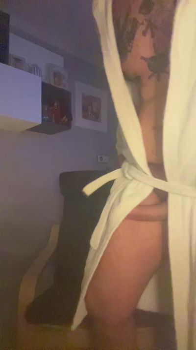 eldiablo3 live cam on Cam4