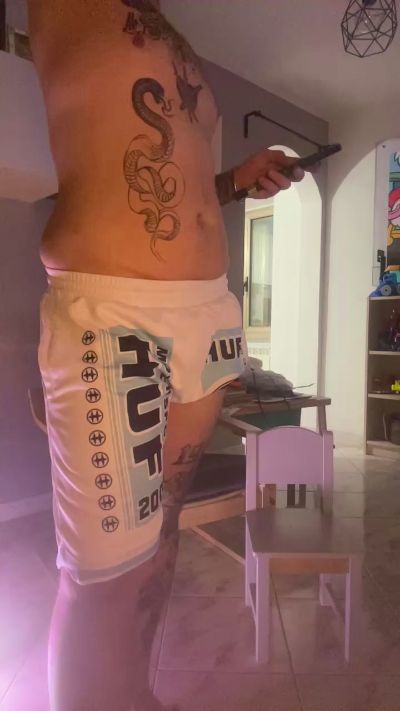 eldiablo3 live cam on Cam4