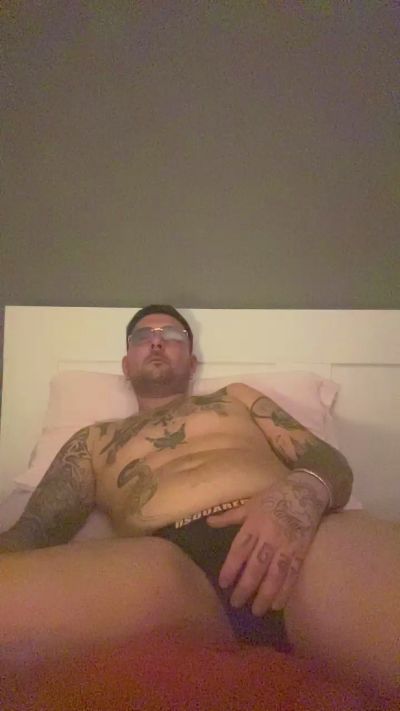 eldiablo3 live cam on Cam4