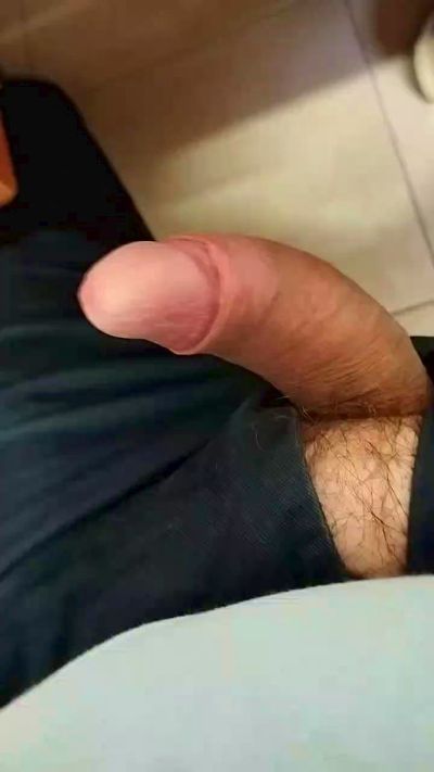 electricman2024 live cam on Cam4