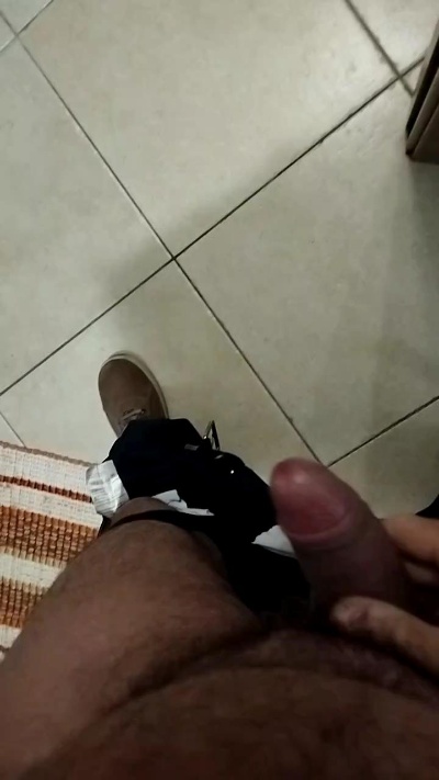 electricman2024 live cam on Cam4