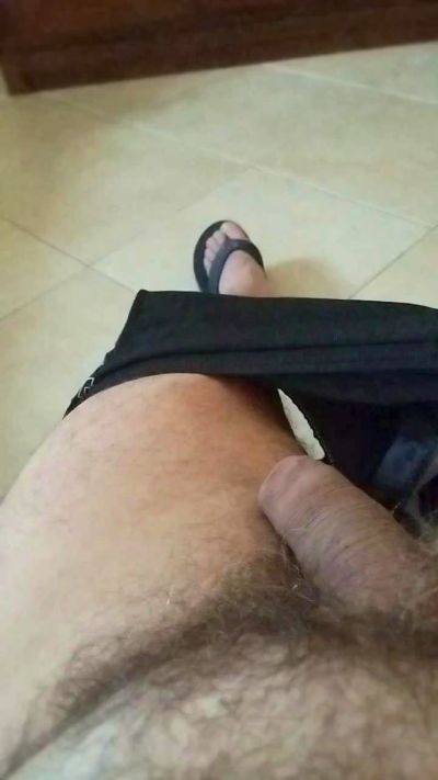 electricman2024 live cam on Cam4