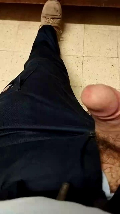 electricman2024 live cam on Cam4