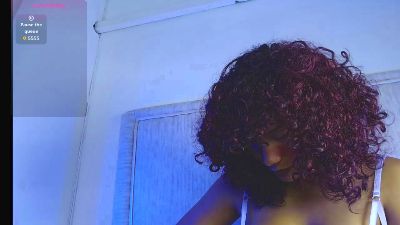 electry_curly live cam on Cam4