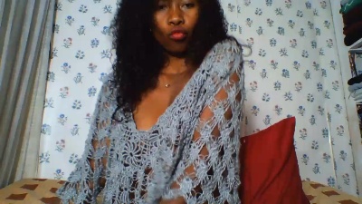 elenahsexy1 live cam on Cam4