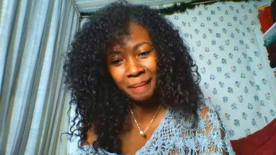 elenahsexy1 live cam on Cam4