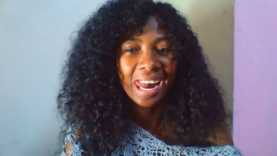 elenahsexy1 live cam on Cam4