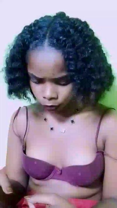 elia220 live cam on Cam4