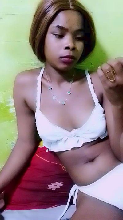 elia220 live cam on Cam4