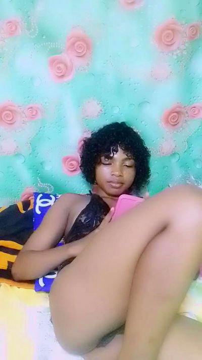 elia220 live cam on Cam4
