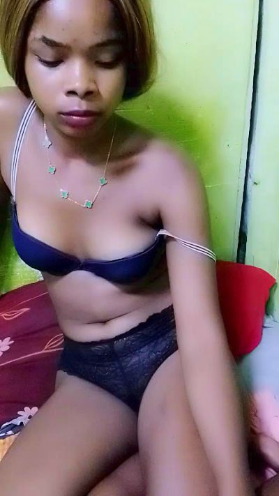 elia220 live cam on Cam4