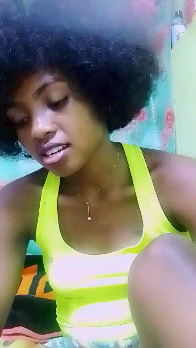 elia220 live cam on Cam4