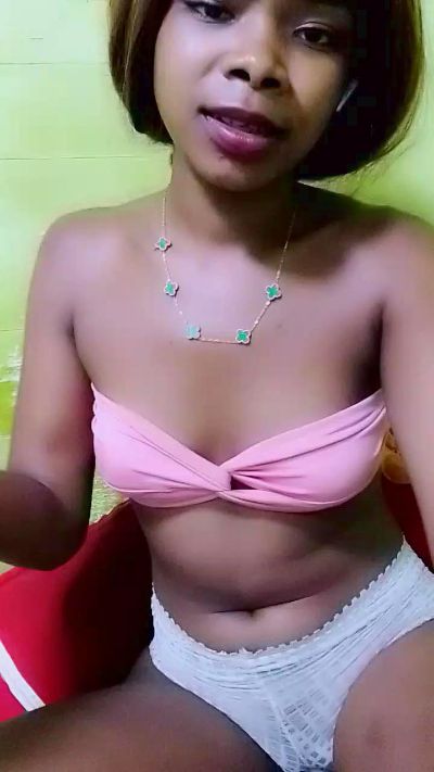 elia220 live cam on Cam4
