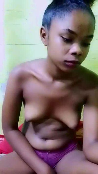 elia220 live cam on Cam4