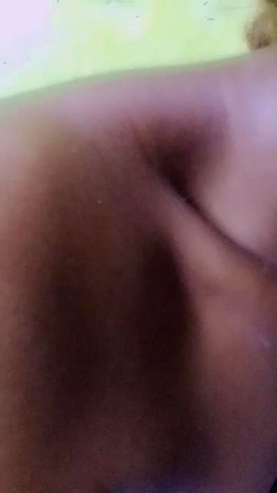 elia220 live cam on Cam4