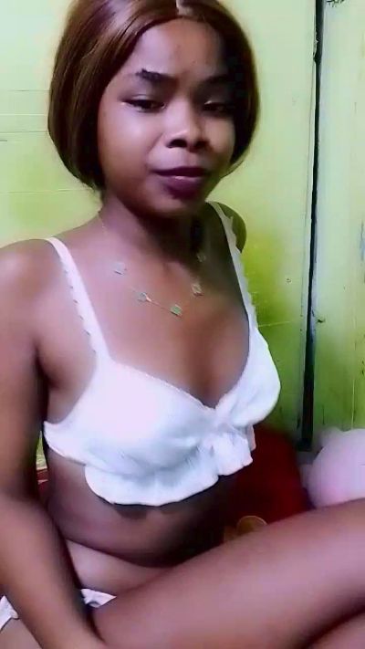 elia220 live cam on Cam4