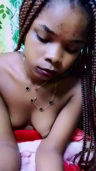 elia220 live cam on Cam4
