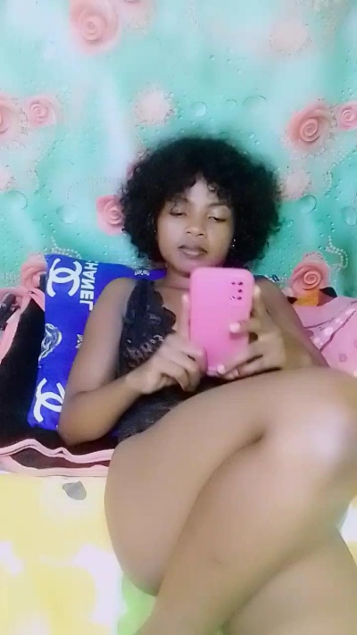 elia220 live cam on Cam4