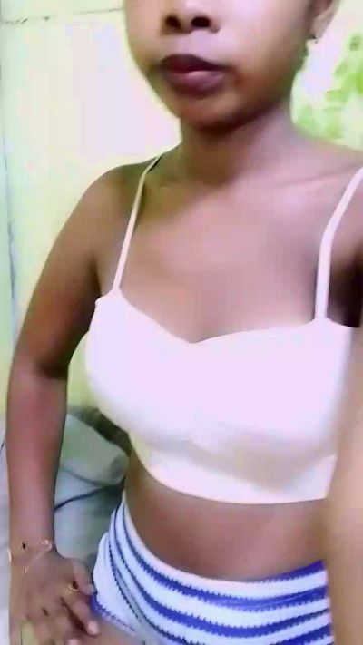 elia220 live cam on Cam4