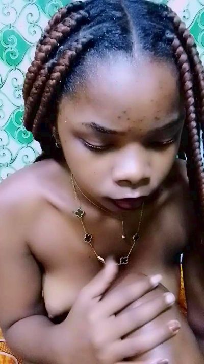 elia220 live cam on Cam4