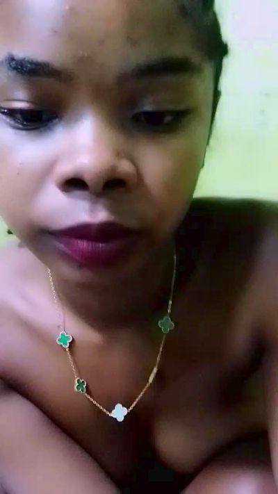 elia220 live cam on Cam4