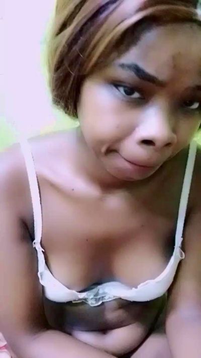 elia220 live cam on Cam4