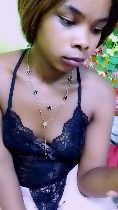 elia220 live cam on Cam4