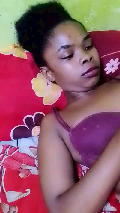 elia220 live cam on Cam4