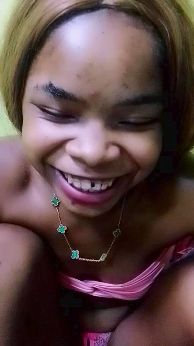 elia220 live cam on Cam4