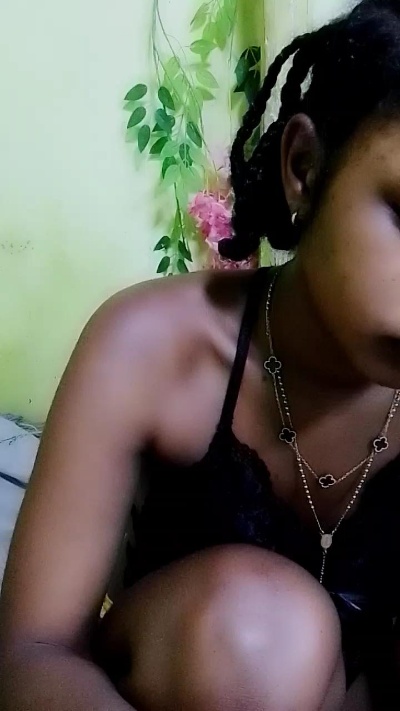 elia220 live cam on Cam4