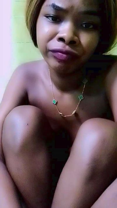 elia220 live cam on Cam4