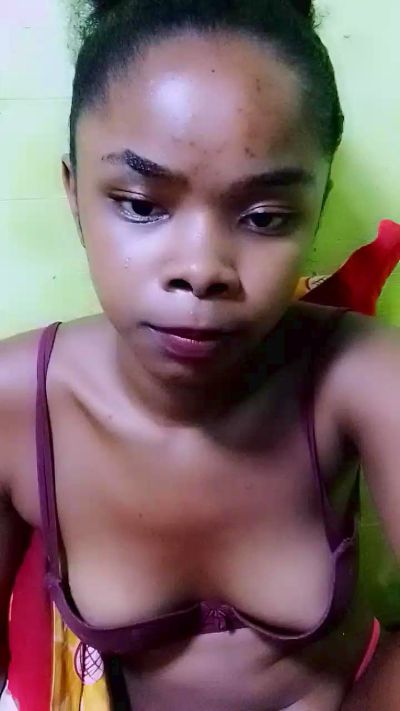 elia220 live cam on Cam4