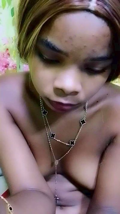 elia220 live cam on Cam4