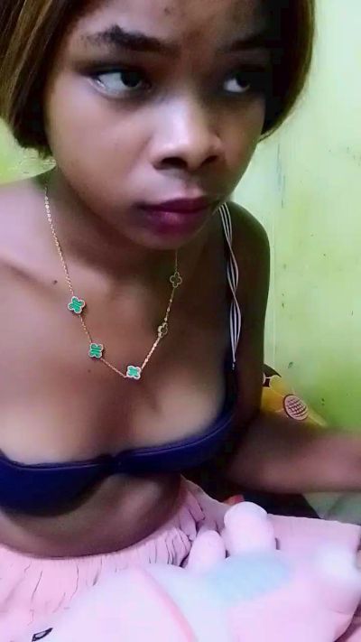elia220 live cam on Cam4