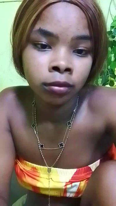 elia220 live cam on Cam4