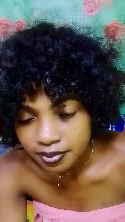 elia220 live cam on Cam4