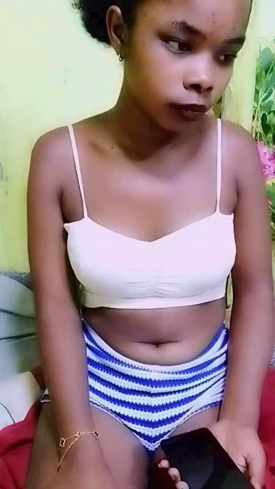elia220 live cam on Cam4