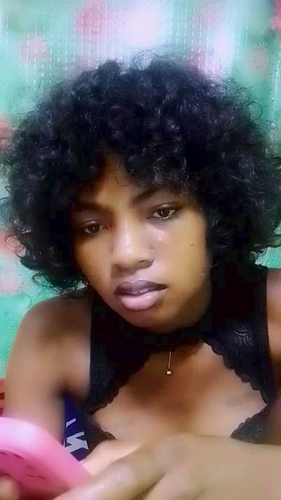 elia220 live cam on Cam4