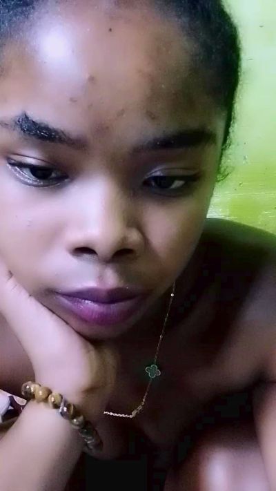elia220 live cam on Cam4