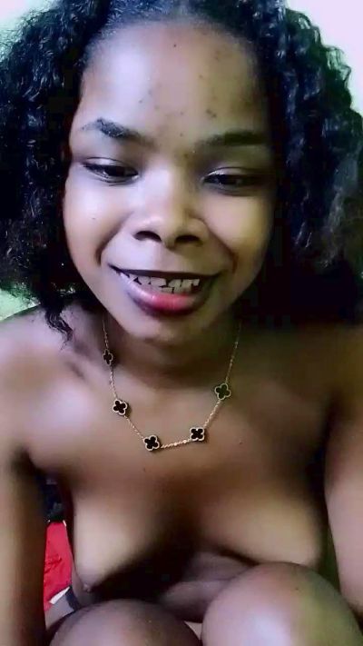 elia220 live cam on Cam4
