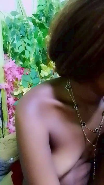 elia220 live cam on Cam4