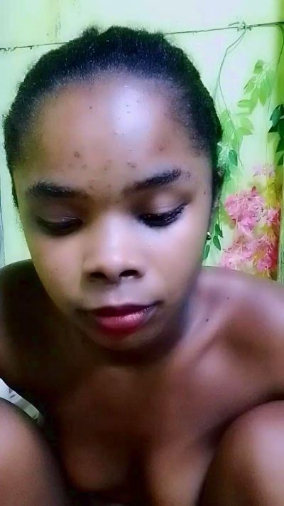 elia220 live cam on Cam4